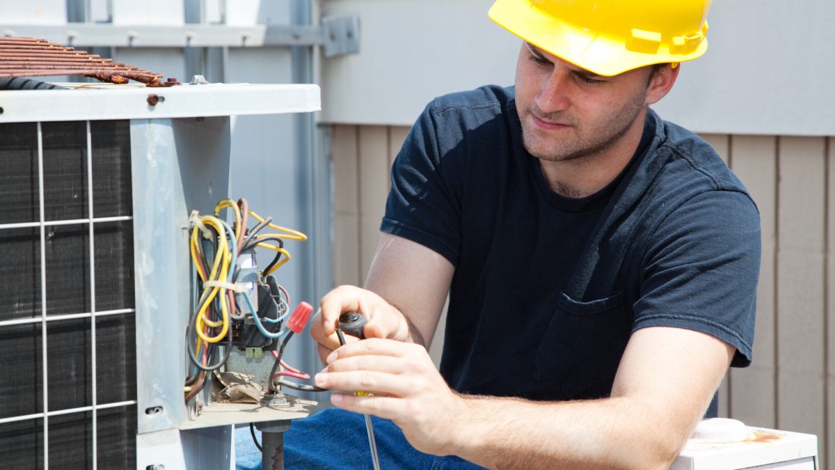 Expert HVAC Repair Contractors: Keeping Your Home Comfortable